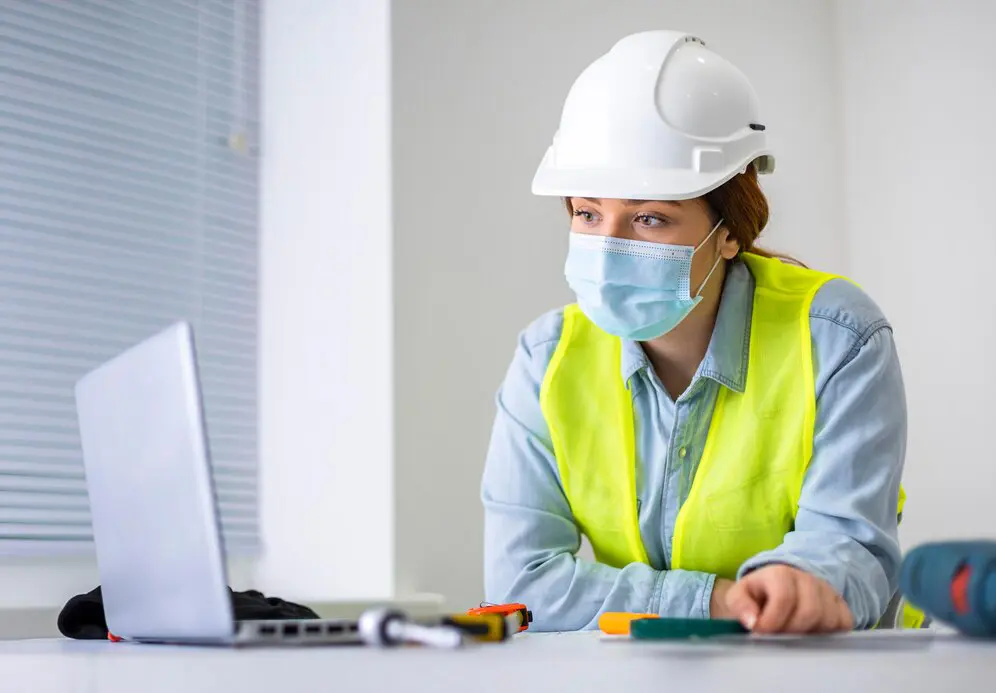 Benefits Of Online WHMIS Safety Training in Canada